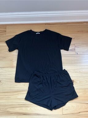 Women’s Black Ribbed Lounge Set